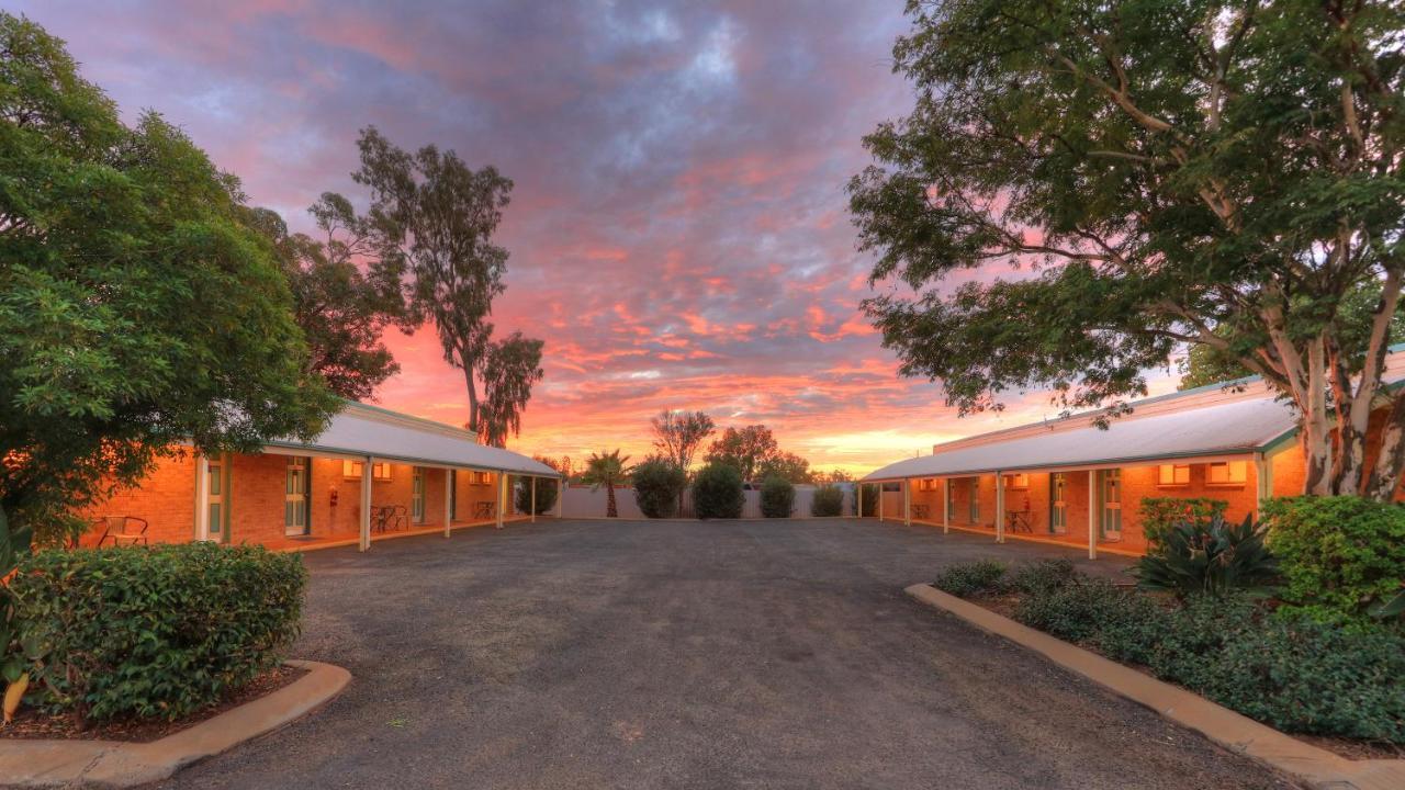 Mulga Country Motor Inn Charleville Extérieur photo