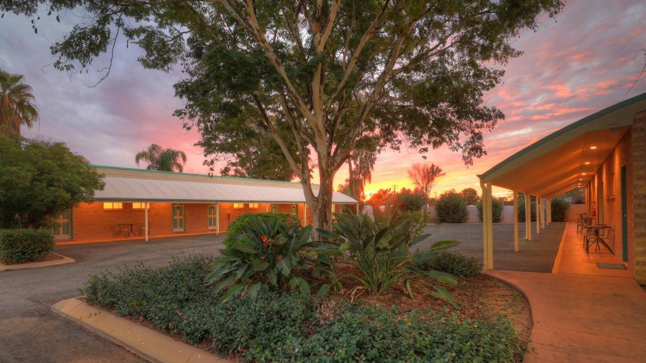 Mulga Country Motor Inn Charleville Extérieur photo