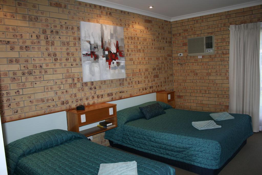 Mulga Country Motor Inn Charleville Chambre photo