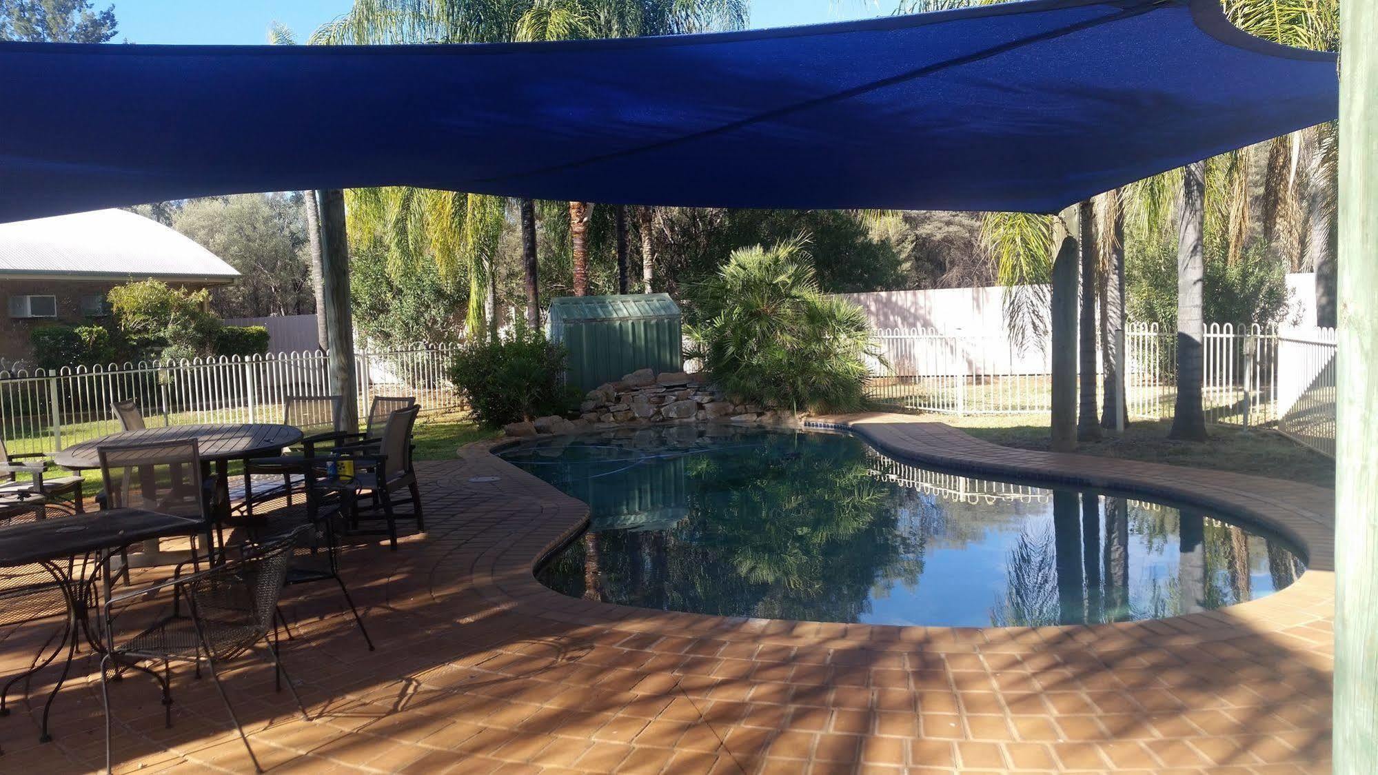 Mulga Country Motor Inn Charleville Extérieur photo